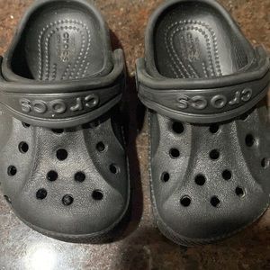 Crocs black